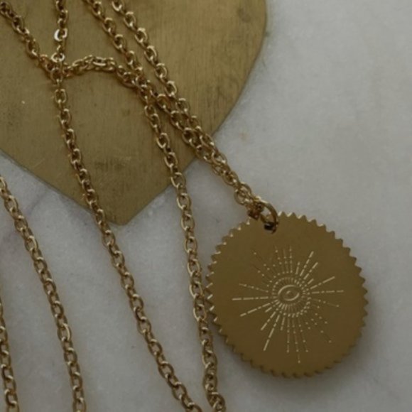 Free People Sun 🌞 Stainless Steel Gold Necklace - Picture 4 of 5